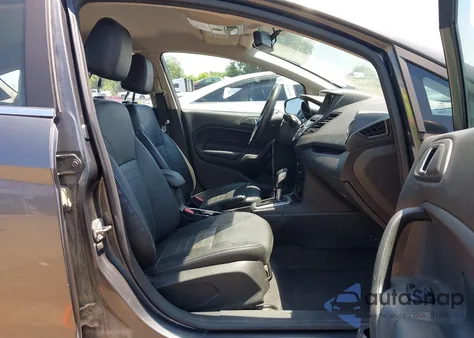 2016 Ford Fiesta Titanium z USA, uszkodzony, nr VIN 3FADP4FJ6GM180232